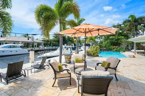 2330 NE 48th Street Lighthouse Point FL 33064