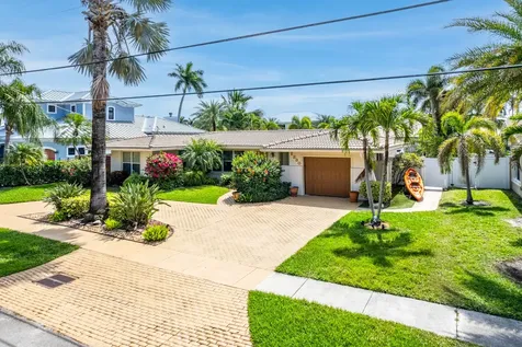 2330 NE 48th Street Lighthouse Point FL 33064