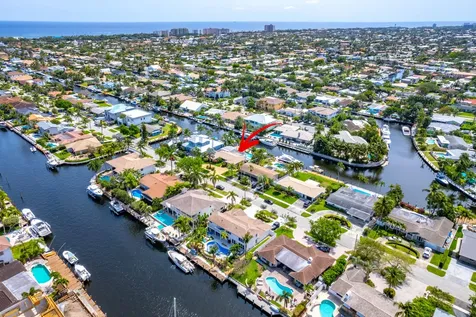 2330 NE 48th Street Lighthouse Point FL 33064