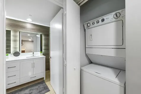 485 Brickell Avenue Miami FL 33131