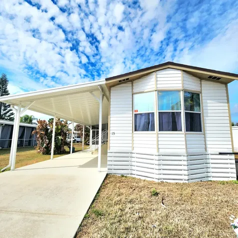 15 Alta Loma Port Saint Lucie FL 34952