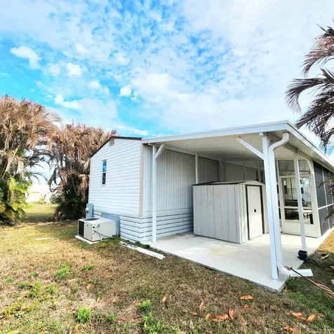 15 Alta Loma Port Saint Lucie FL 34952