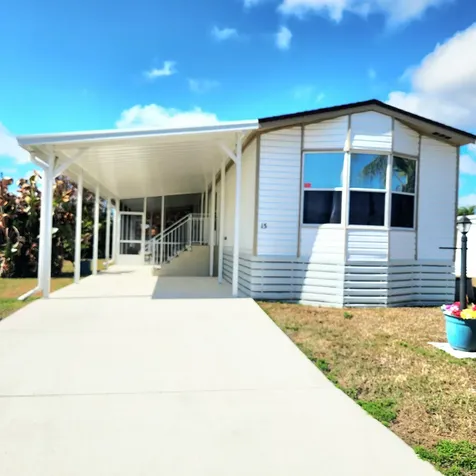 15 Alta Loma Port Saint Lucie FL 34952