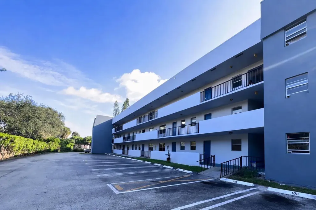 1630 Embassy Drive West Palm Beach FL 33401