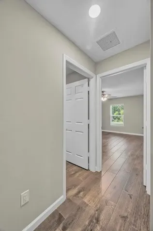 574 NW Bayshore Boulevard Port Saint Lucie FL 34983
