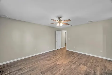 574 NW Bayshore Boulevard Port Saint Lucie FL 34983