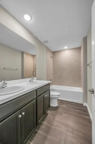 574 NW Bayshore Boulevard Port Saint Lucie FL 34983