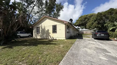 2501 Oceanview Avenue Delray Beach FL 33444