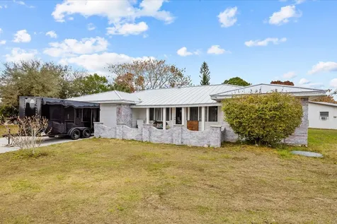 301 Nw Prima Vista Boulevard Port Saint Lucie FL 34983