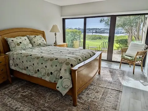 1640 Twelve Oaks Way North Palm Beach FL 33408