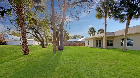 594 Bayharbor Terrace Sebastian FL 32958