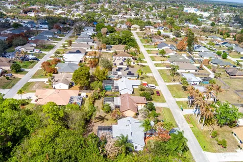 2482 Sw Avondale Street Port Saint Lucie FL 34984