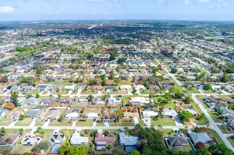 2482 Sw Avondale Street Port Saint Lucie FL 34984
