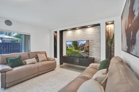 2889 Sw 22nd Circle Delray Beach FL 33445