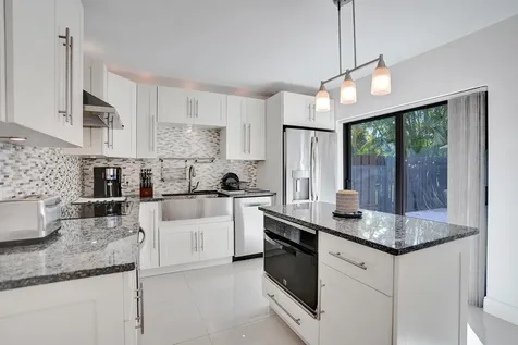 2889 Sw 22nd Circle Delray Beach FL 33445