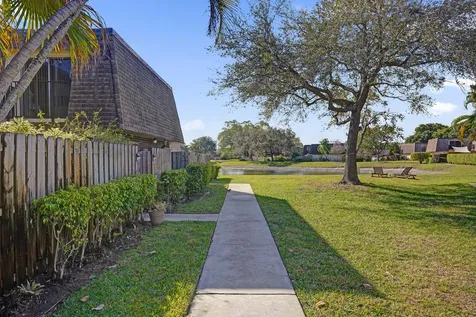 2889 Sw 22nd Circle Delray Beach FL 33445