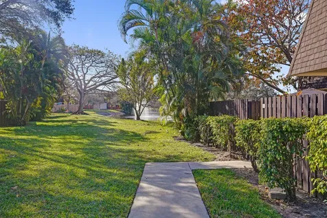 2889 Sw 22nd Circle Delray Beach FL 33445