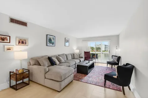 2054 Exeter C Boca Raton FL 33434