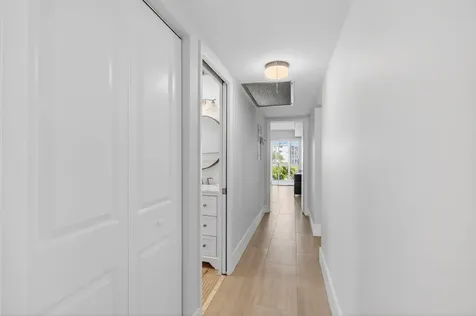 2054 Exeter C Boca Raton FL 33434