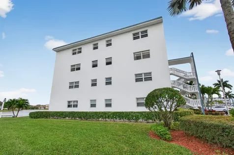 2054 Exeter C Boca Raton FL 33434