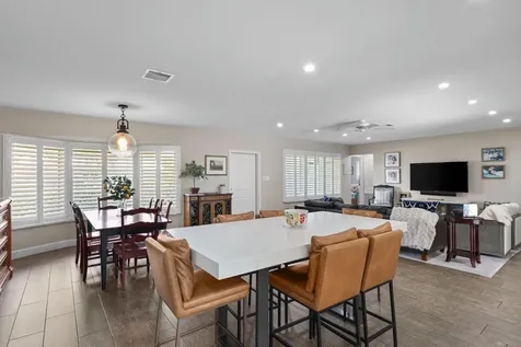 4141 Ne 22nd Terrace Lighthouse Point FL 33064