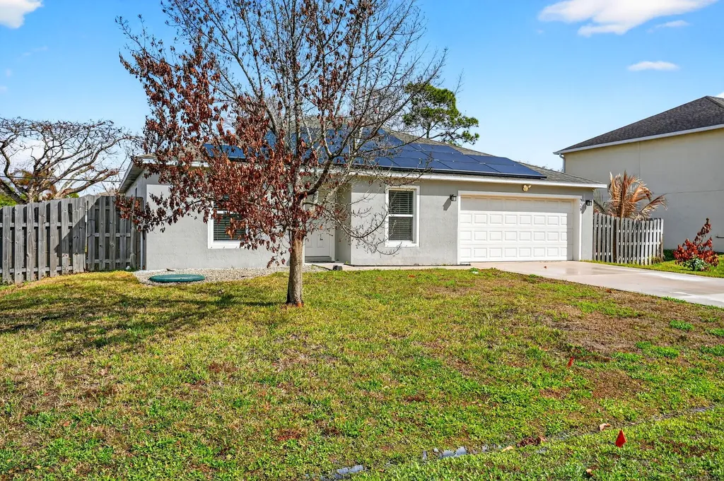 225 Sw Statler Avenue Port Saint Lucie FL 34984