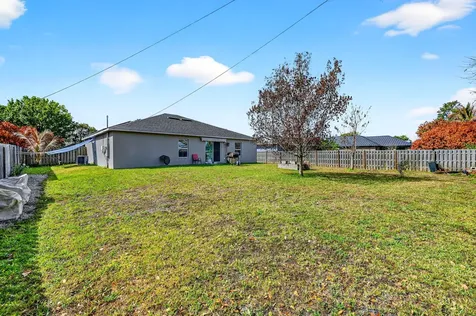 225 Sw Statler Avenue Port Saint Lucie FL 34984