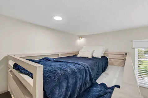 802 Mallard Drive Delray Beach FL 33444