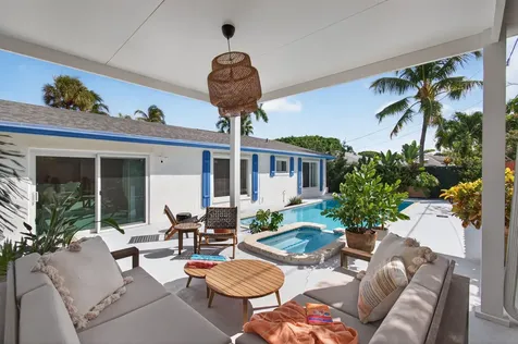 802 Mallard Drive Delray Beach FL 33444