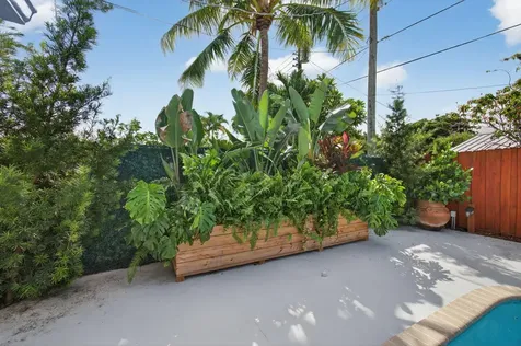 802 Mallard Drive Delray Beach FL 33444
