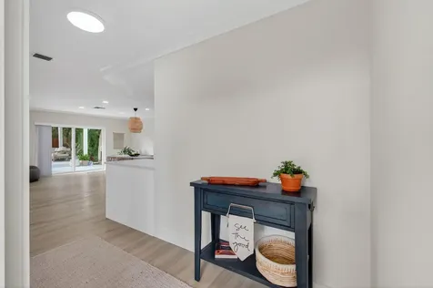 802 Mallard Drive Delray Beach FL 33444