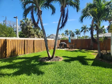 1006 SE 4th Street Boynton Beach FL 33435