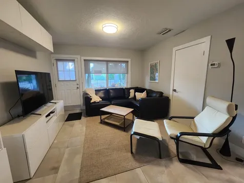 1006 SE 4th Street Boynton Beach FL 33435