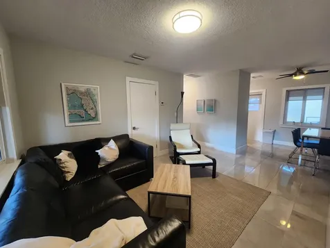 1006 SE 4th Street Boynton Beach FL 33435