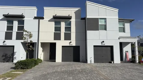 4034 Hot Springs Avenue Palm Springs FL 33461