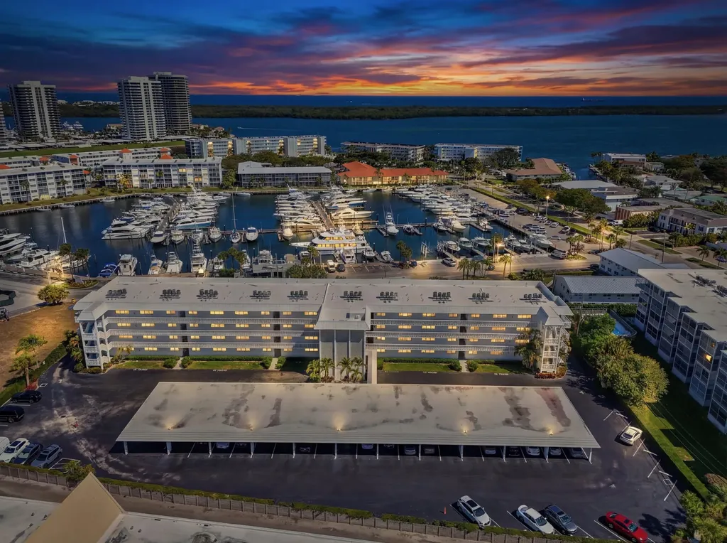 907 Marina Drive North Palm Beach FL 33408