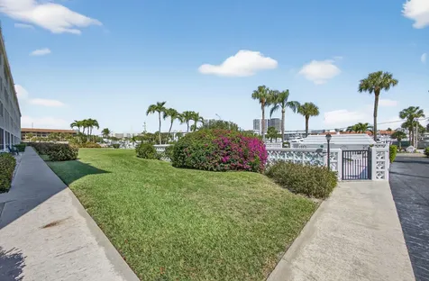 907 Marina Drive North Palm Beach FL 33408