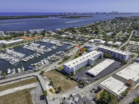 907 Marina Drive North Palm Beach FL 33408