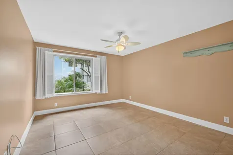 11811 Avenue Of The Pga Palm Beach Gardens FL 33418
