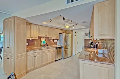 11811 Avenue Of The Pga Palm Beach Gardens FL 33418