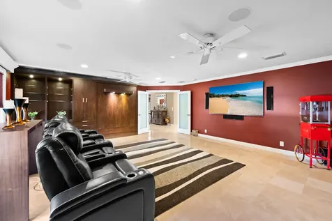 2600 Ne 33rd Street Lighthouse Point FL 33064
