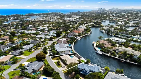 2600 Ne 33rd Street Lighthouse Point FL 33064