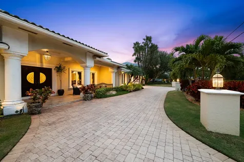 2600 Ne 33rd Street Lighthouse Point FL 33064