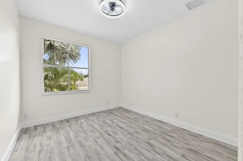 6657 Lurais Drive Lake Worth FL 33463