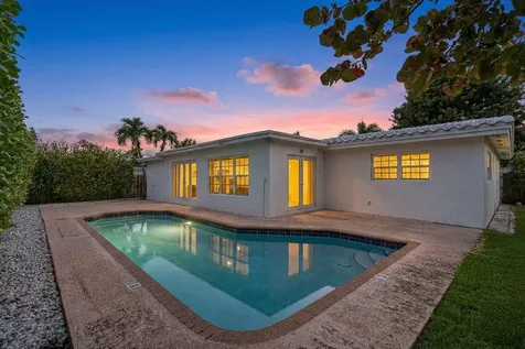 498 Ne 30th Street Boca Raton FL 33431