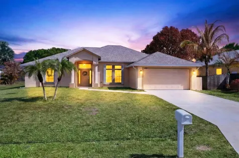 2941 Sw Van Buren Terrace Port Saint Lucie FL 34953