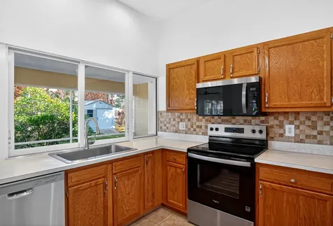 2941 Sw Van Buren Terrace Port Saint Lucie FL 34953
