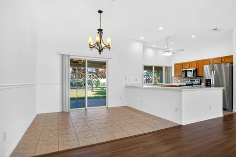 2941 Sw Van Buren Terrace Port Saint Lucie FL 34953