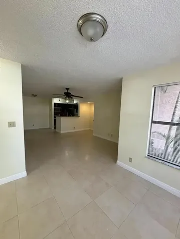 2796 S University Drive Davie FL 33328