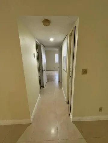 2796 S University Drive Davie FL 33328